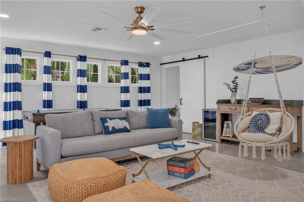 WINDSOR ESTATES - Residential