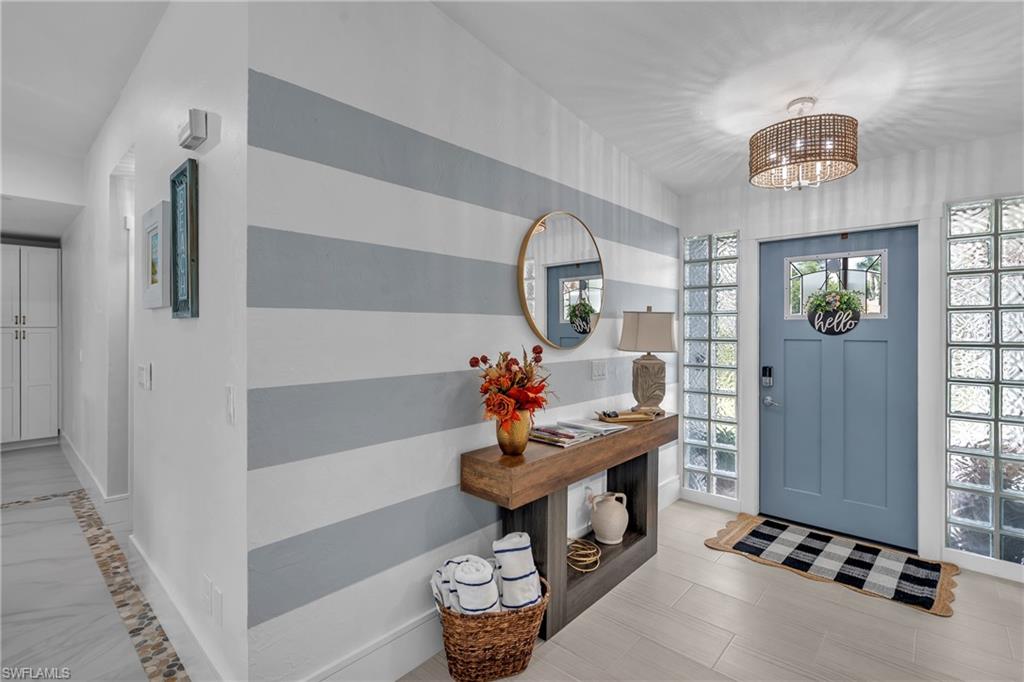 WINDSOR ESTATES - Residential