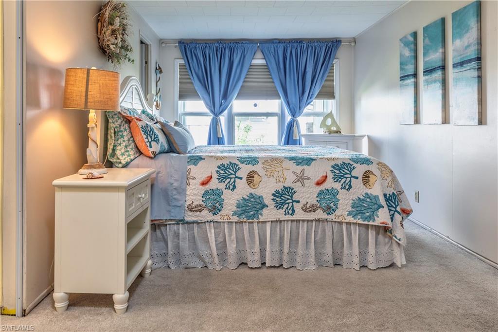 ENCHANTING ACRES MOBILE HOME - Residential