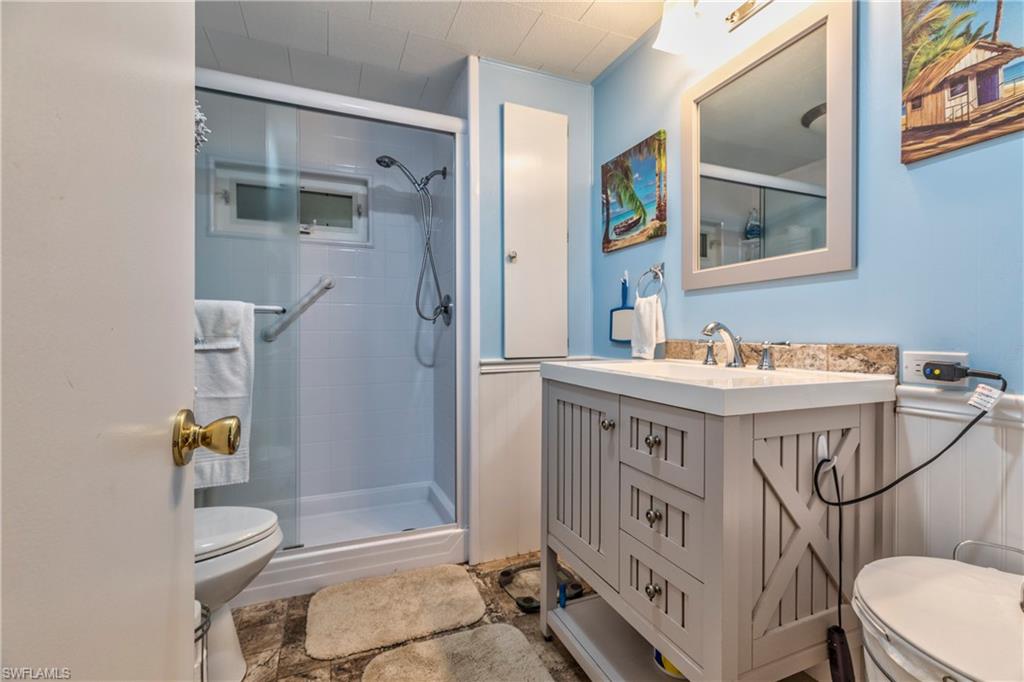 ENCHANTING ACRES MOBILE HOME - Residential