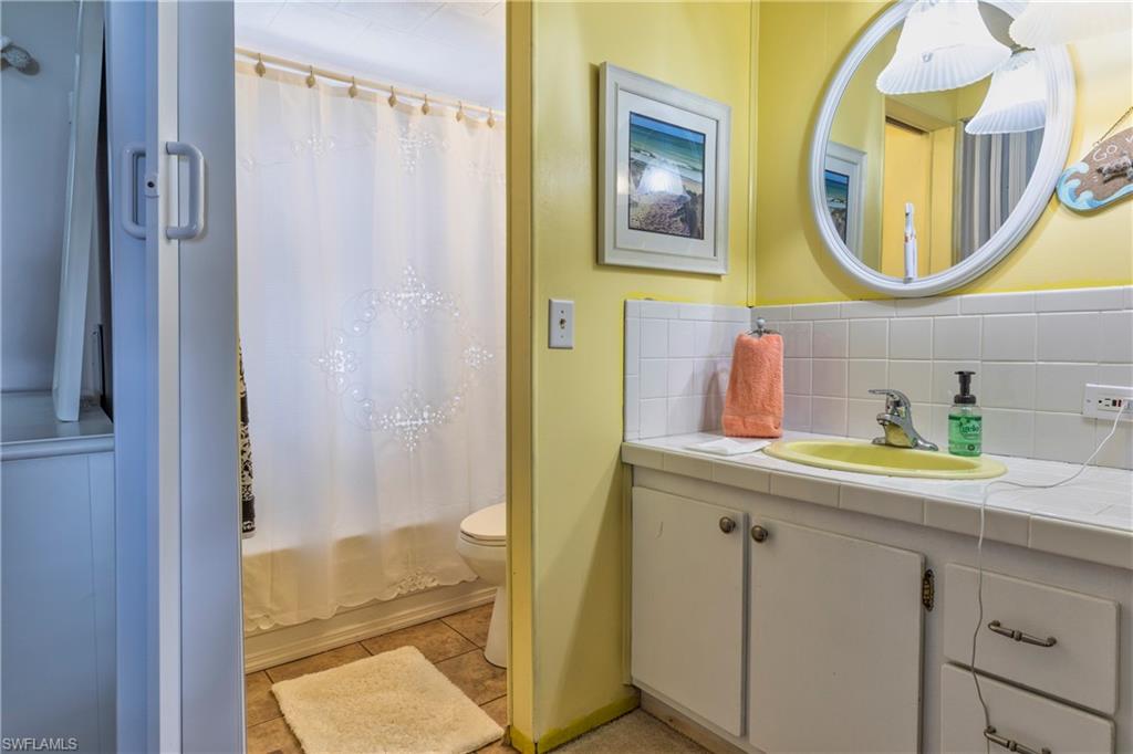 ENCHANTING ACRES MOBILE HOME - Residential