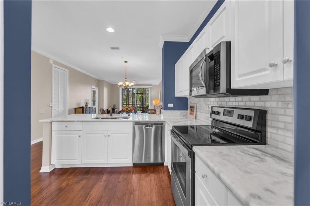8253 Parkstone PL 106