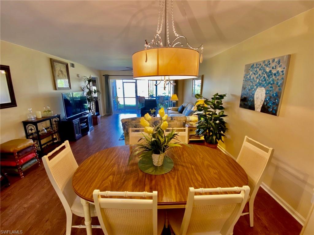 ANDOVER SQUARE - Residential