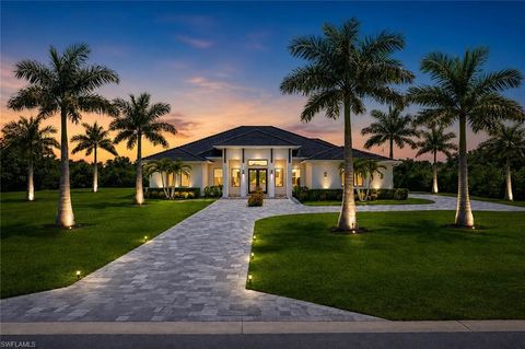 Photo of 9974 Winterview DR, NAPLES, FL 34109 (MLS # 226013554)