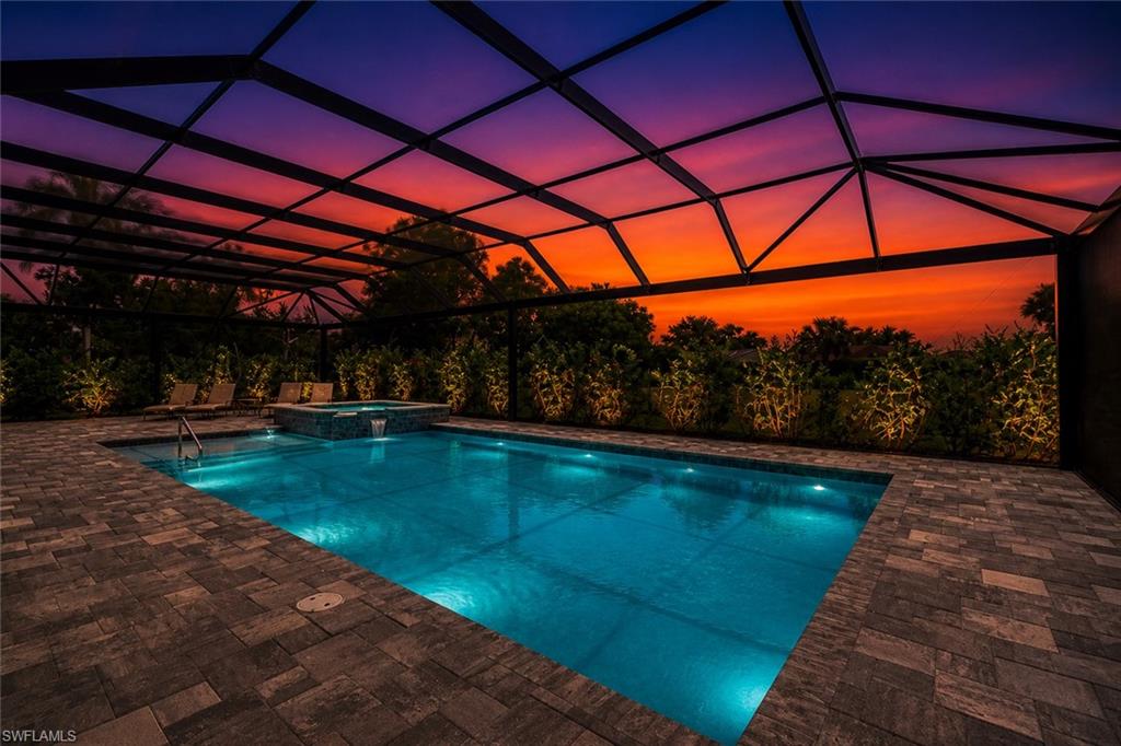FOUR SEASONS - Residential
