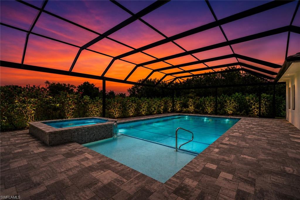 FOUR SEASONS - Residential