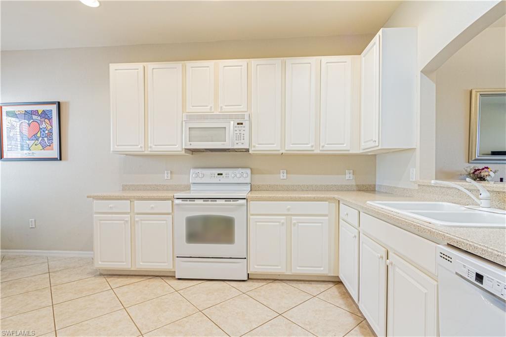 REFLECTION LAKES - Residential