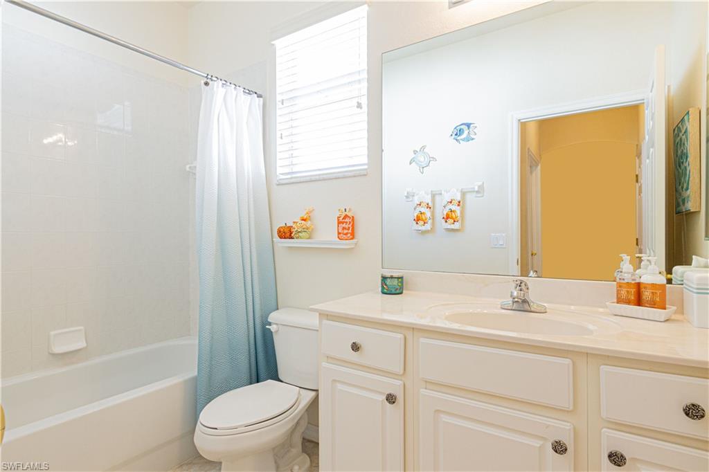 REFLECTION LAKES - Residential