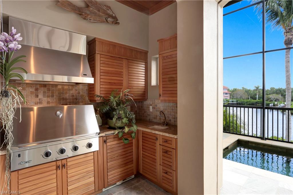 SOUTHPORT ON THE BAY - Residential