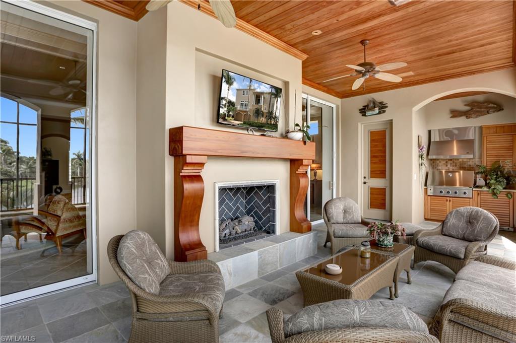 SOUTHPORT ON THE BAY - Residential