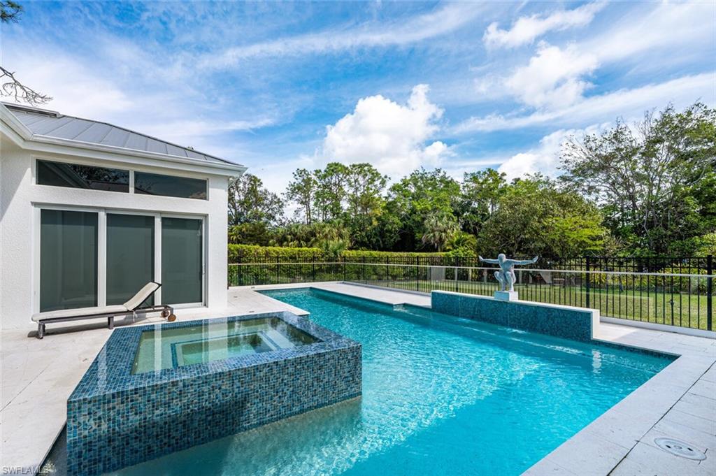 QUAIL WOODS ESTATES - Residential