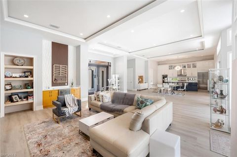 9240 The LN NAPLES FL 34109