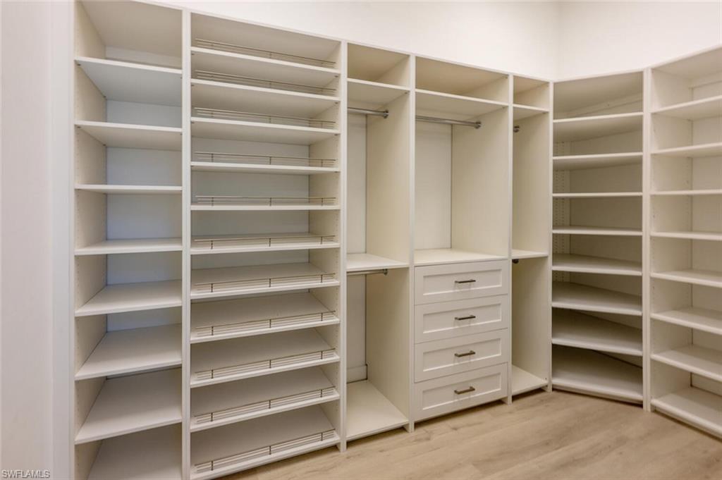 QUAIL WOODS ESTATES - Residential