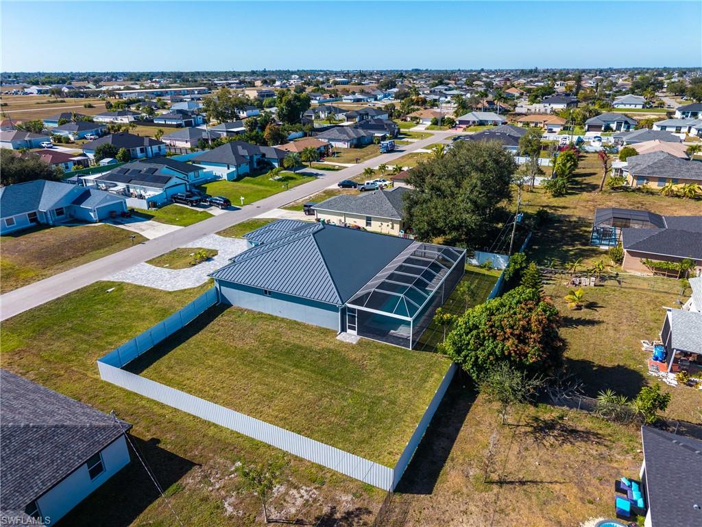 CAPE CORAL - Residential