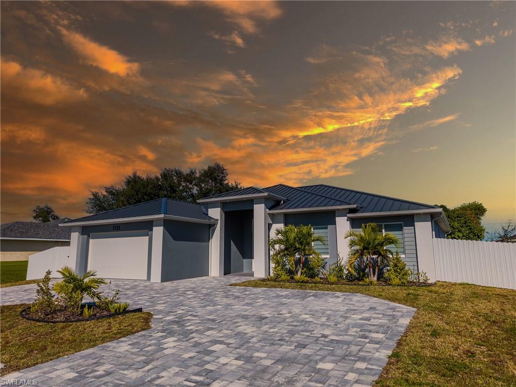 CAPE CORAL - Residential