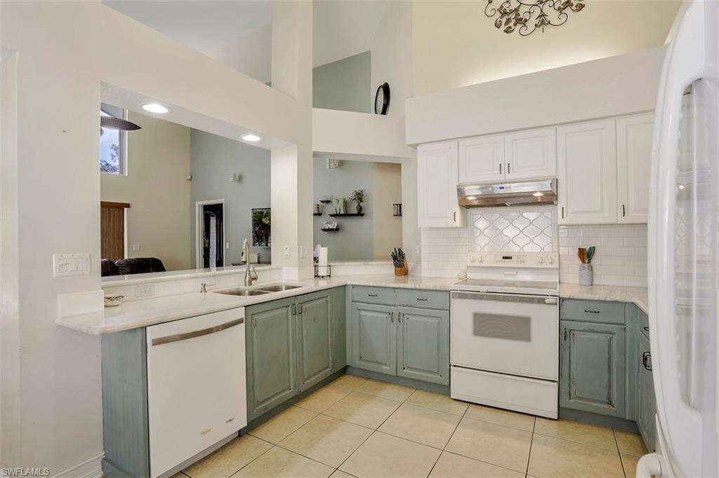 SABAL LAKE - Residential