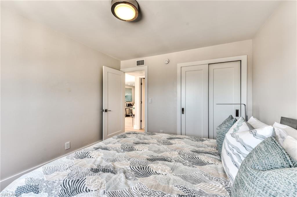 BEACH COTTAGES - Residential