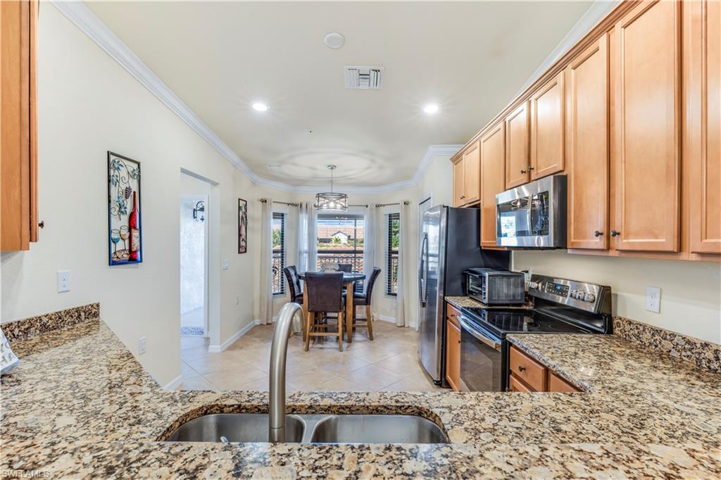 BONITA NATIONAL GOLF AND COUNTRY CLUB - Residential Lease