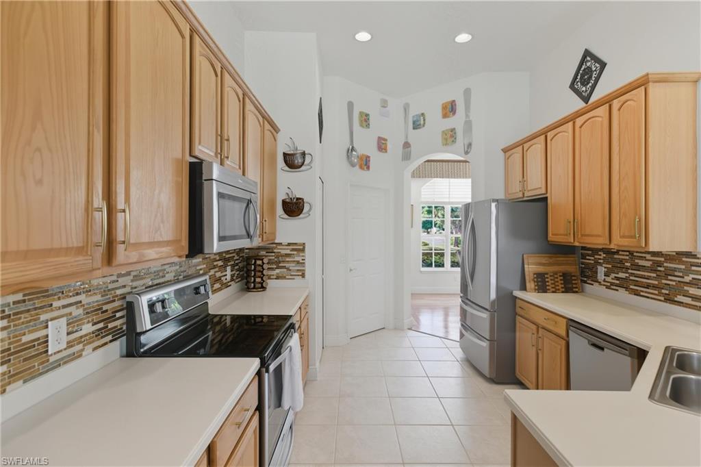 VENETIAN VILLAGE - Residential