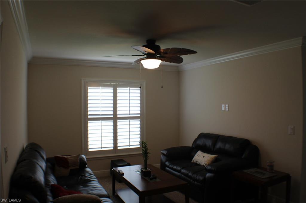 SAN CARLOS PARK - Residential