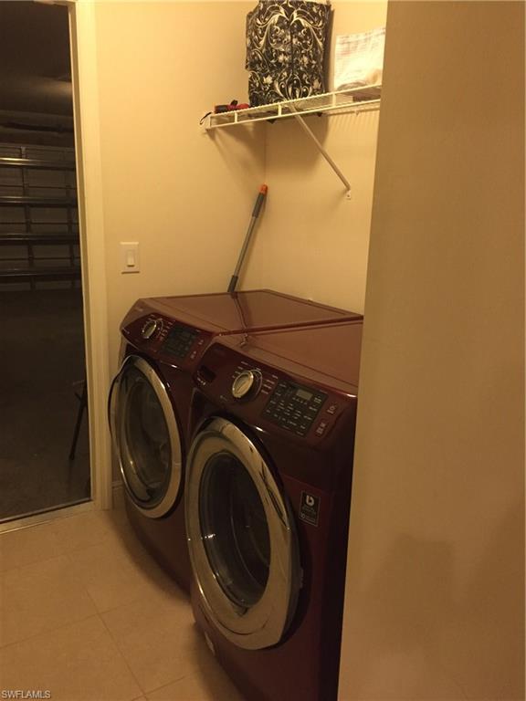 SAN CARLOS PARK - Residential