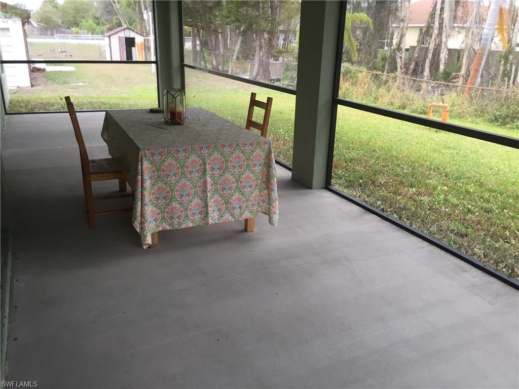 SAN CARLOS PARK - Residential