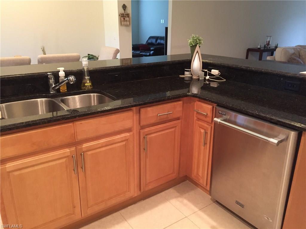 SAN CARLOS PARK - Residential