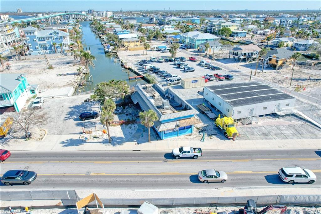 1167 Estero BLVD