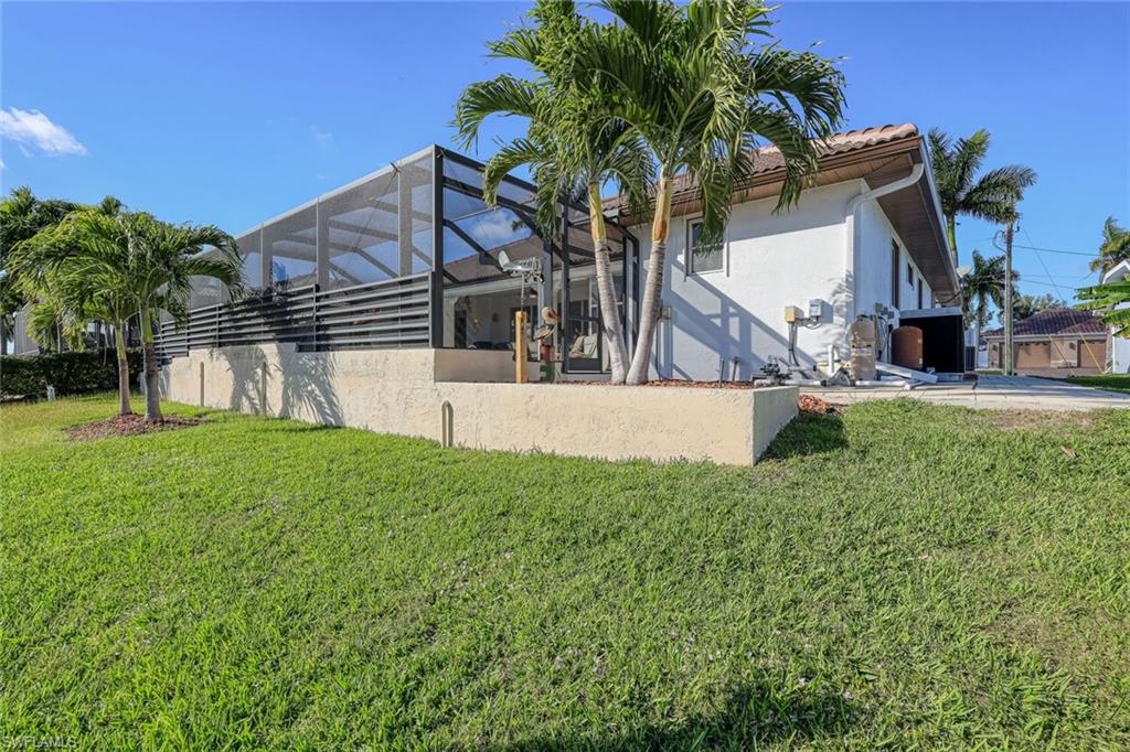 CAPE CORAL - Residential