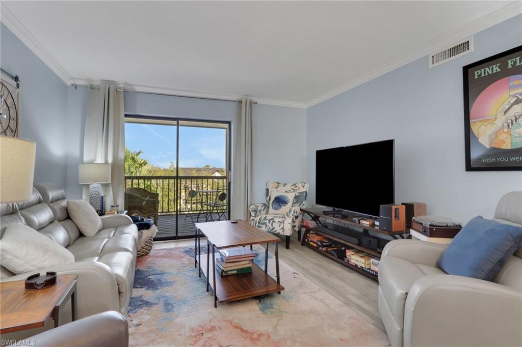 CENTRE COURT CONDO - Residential