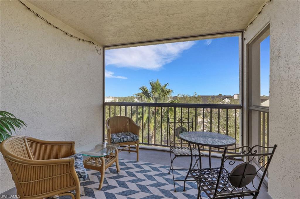 CENTRE COURT CONDO - Residential