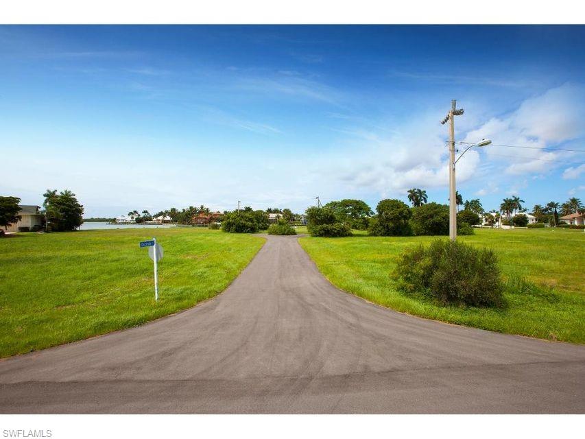 MARCO ISLAND - Land