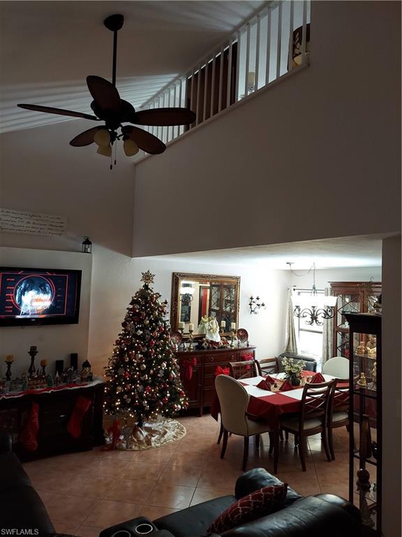 SAN CARLOS PARK - Residential