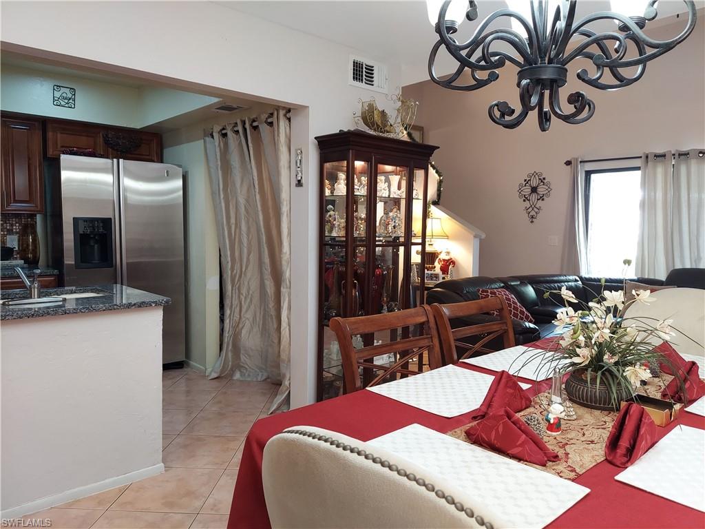 SAN CARLOS PARK - Residential