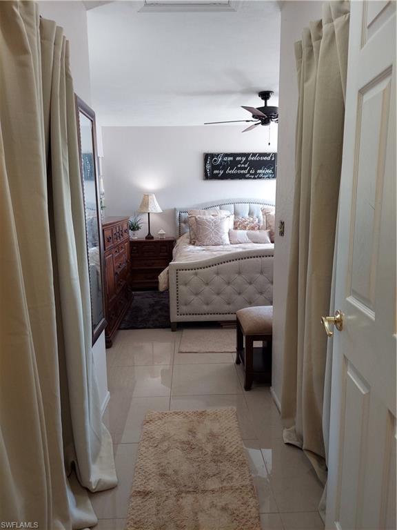 SAN CARLOS PARK - Residential