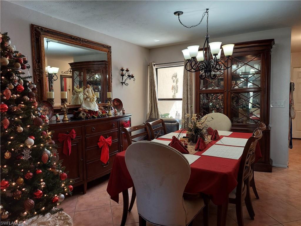 SAN CARLOS PARK - Residential