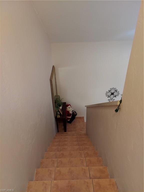 SAN CARLOS PARK - Residential