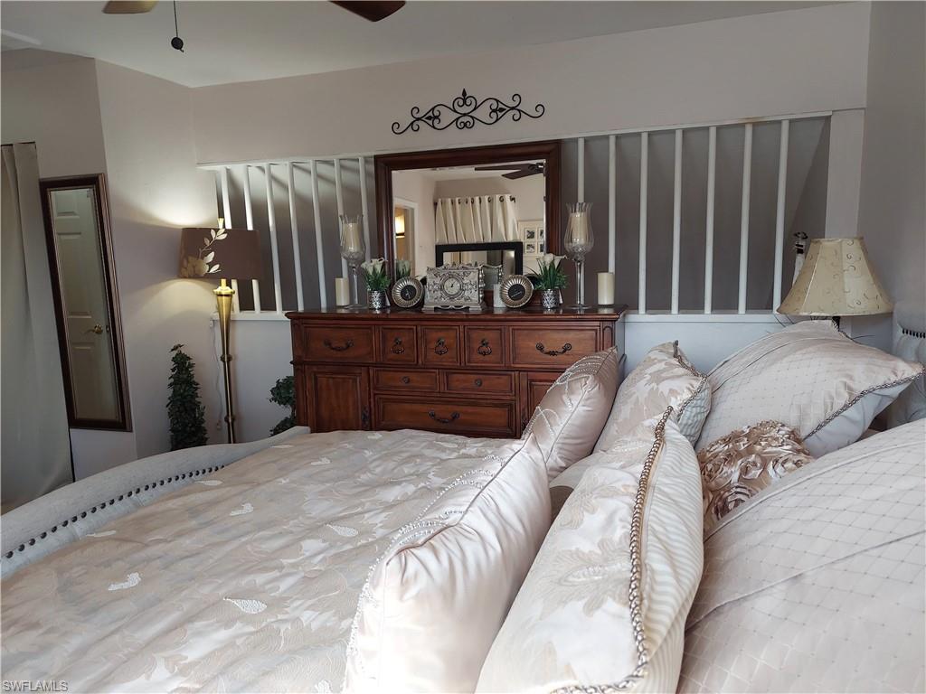 SAN CARLOS PARK - Residential