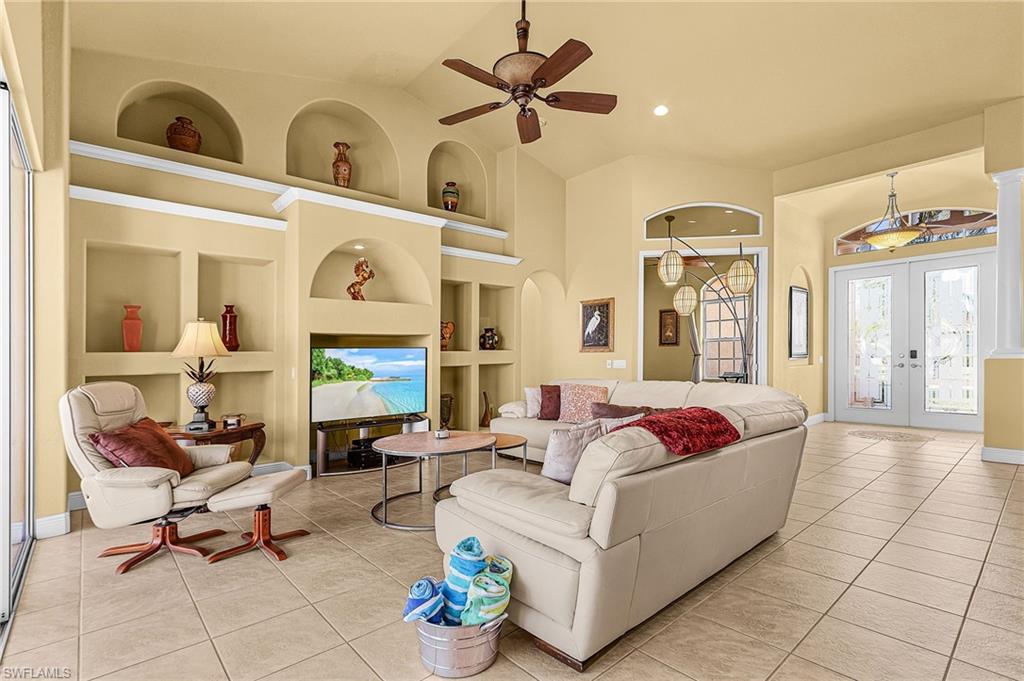 CAPE CORAL - Residential Lease