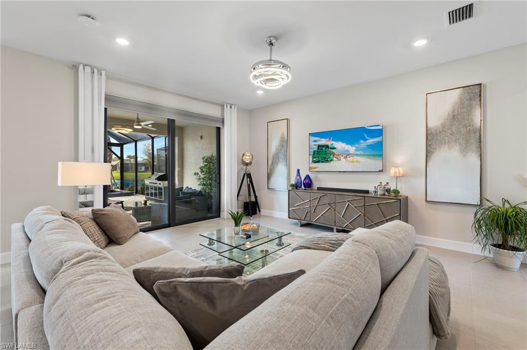 MANATEE COVE - Residential Lease