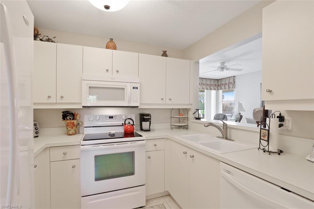 HUNTINGTON LAKES - Residential