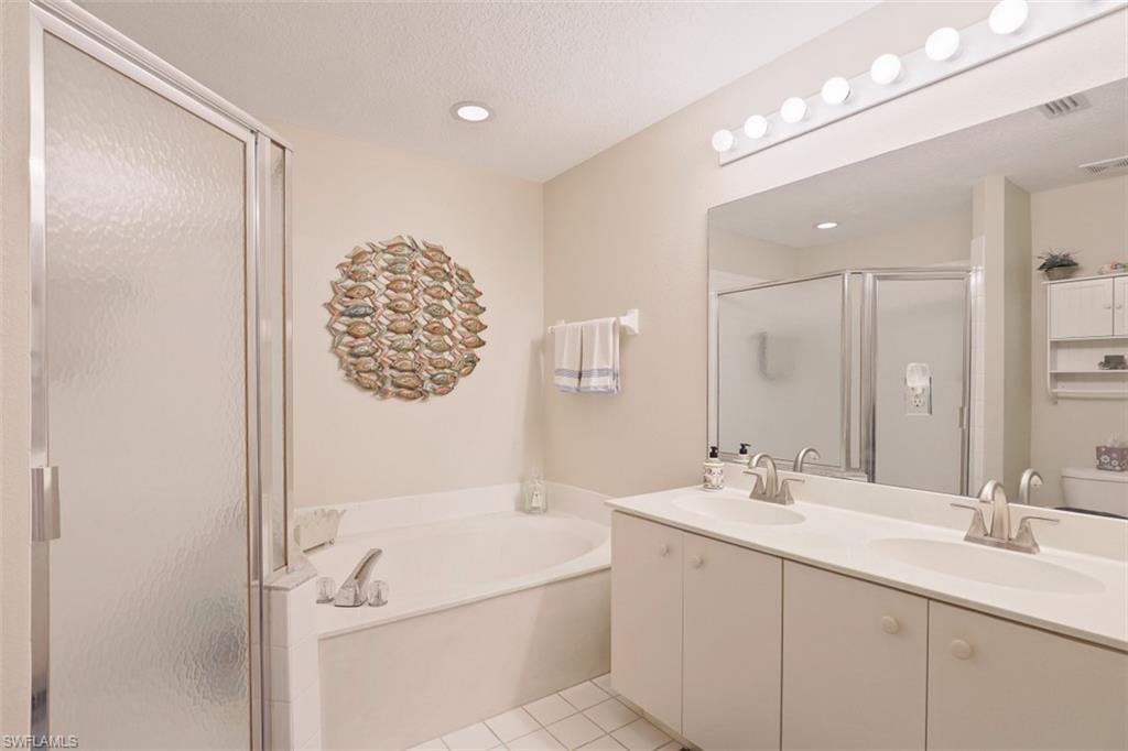 HUNTINGTON LAKES - Residential