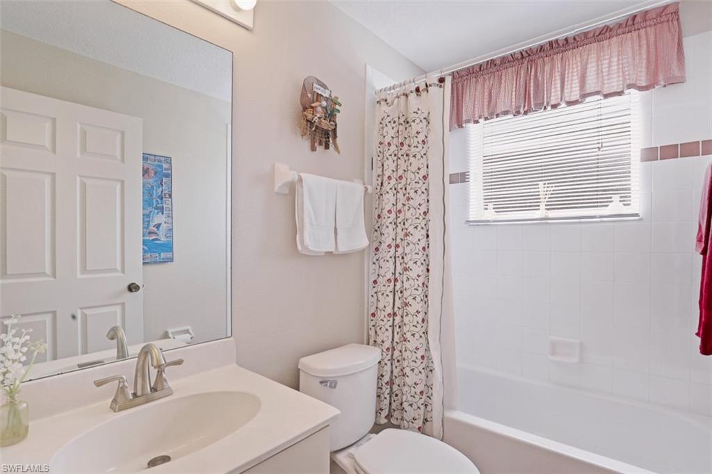 HUNTINGTON LAKES - Residential