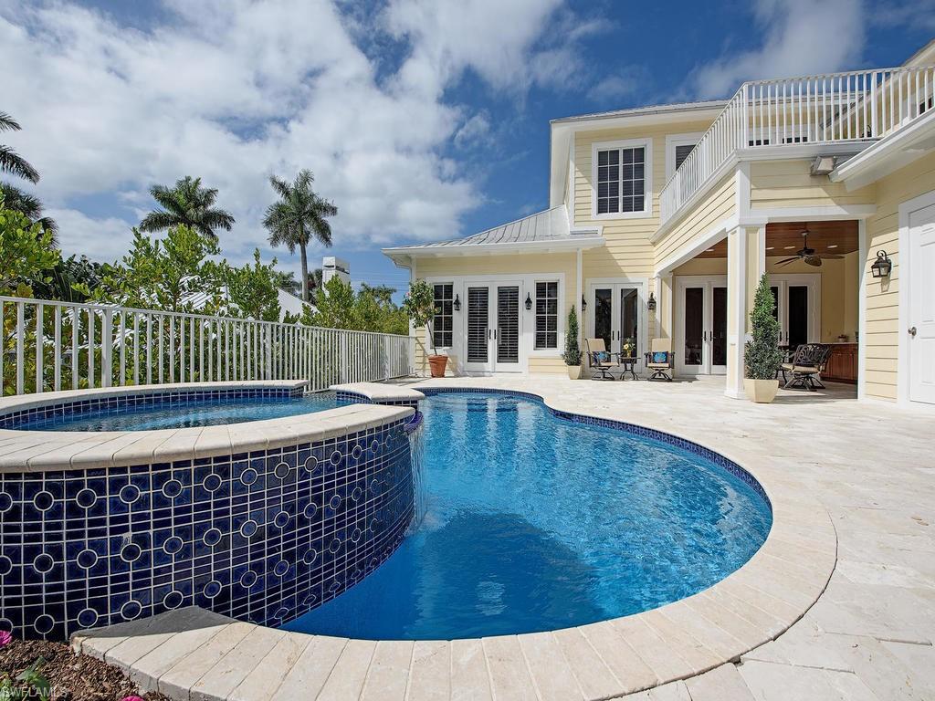 OLDE NAPLES - Residential