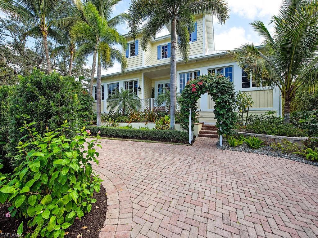 OLDE NAPLES - Residential