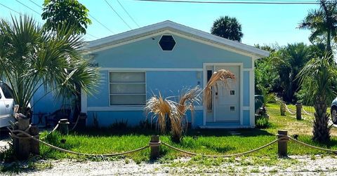 A home in PUNTA GORDA