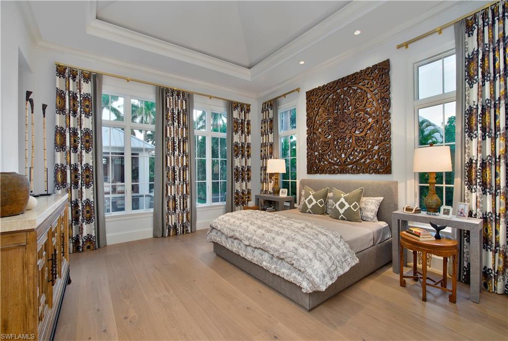 OLDE NAPLES - Residential