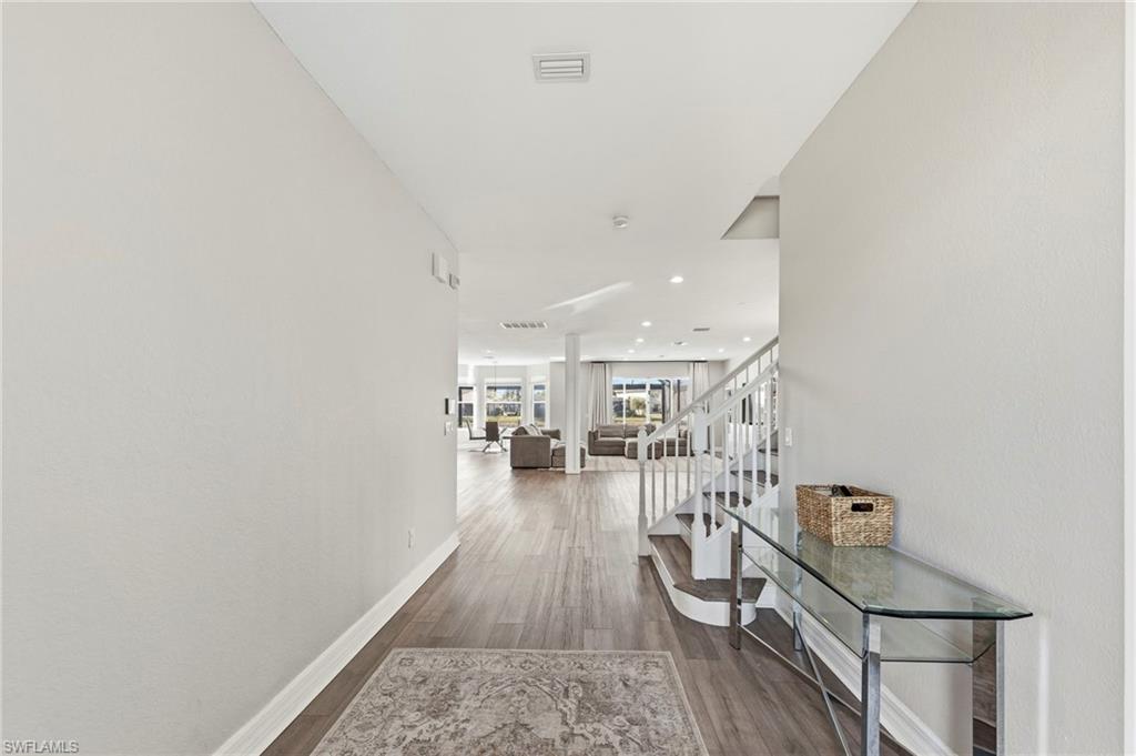 BOTANICA LAKES - Residential