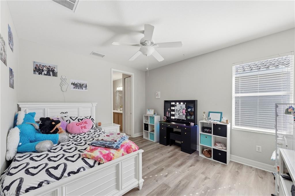 BOTANICA LAKES - Residential