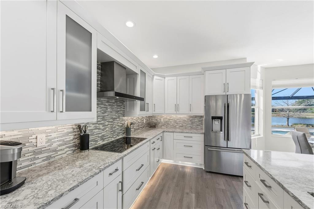 BOTANICA LAKES - Residential